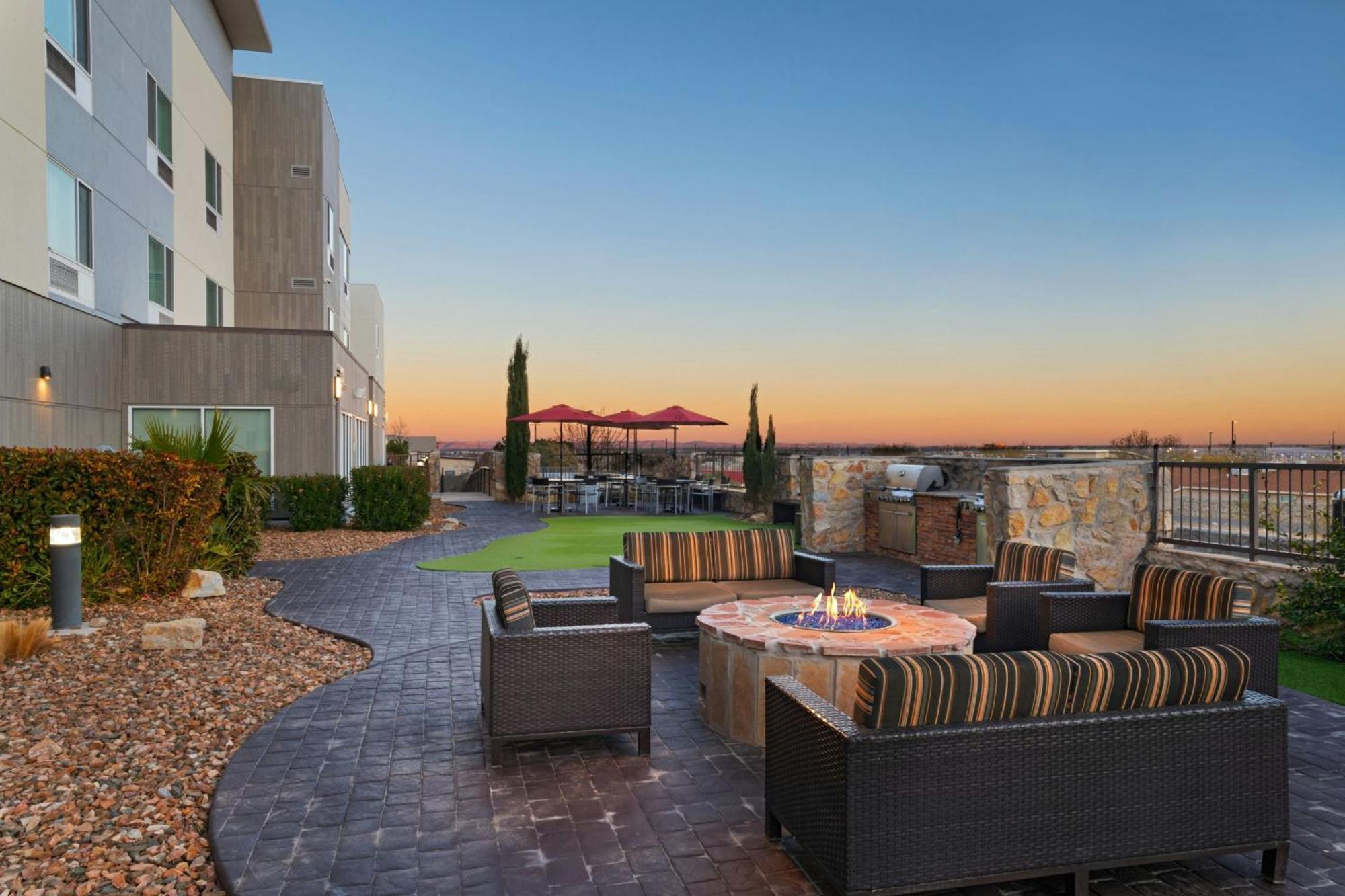 TownePlace Suites El Paso North Sunrise Acres Exterior foto